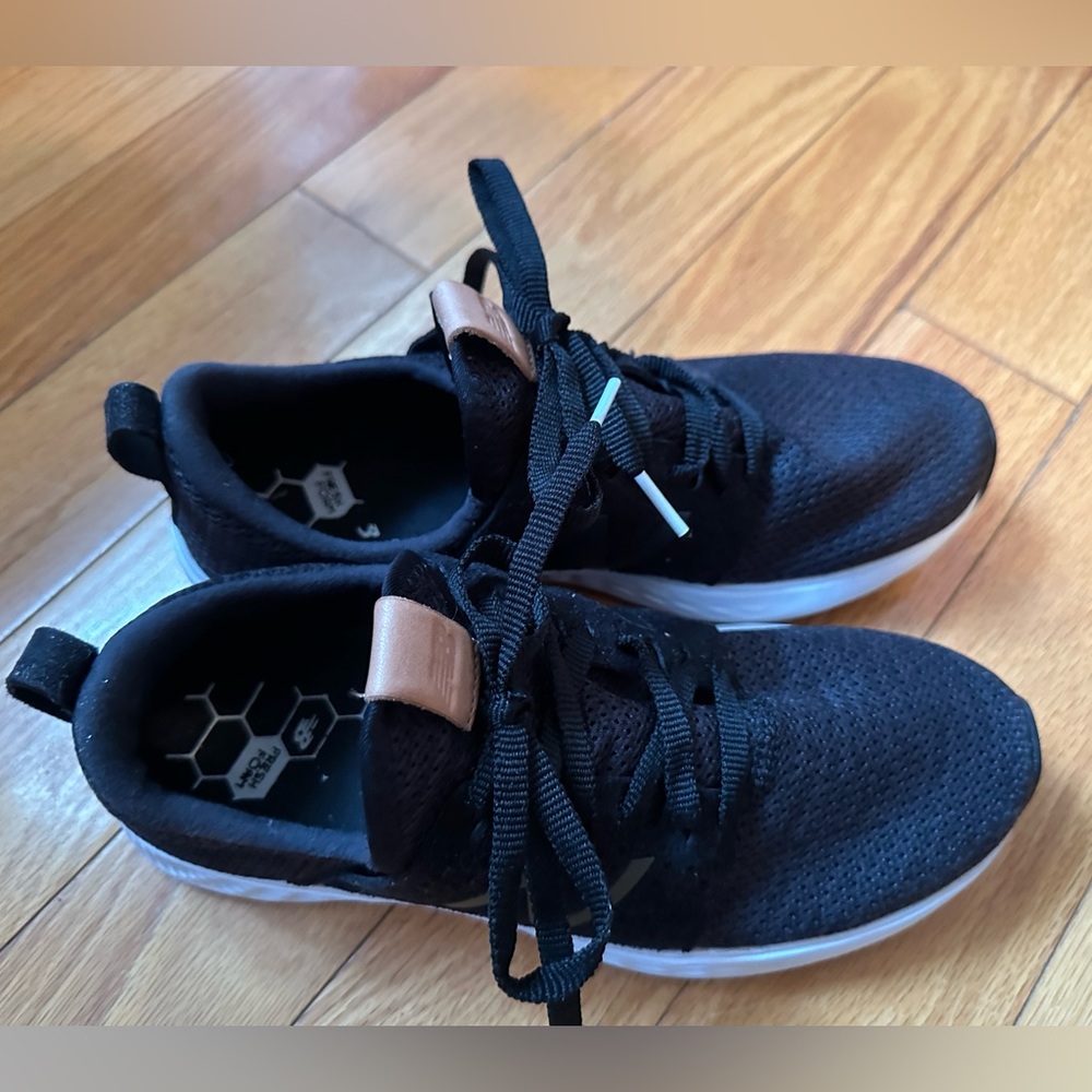 Women’s New Balance Fresh Foam size 9